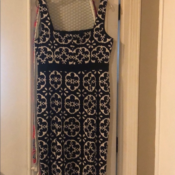 London Style Dress - Picture 3 of 3